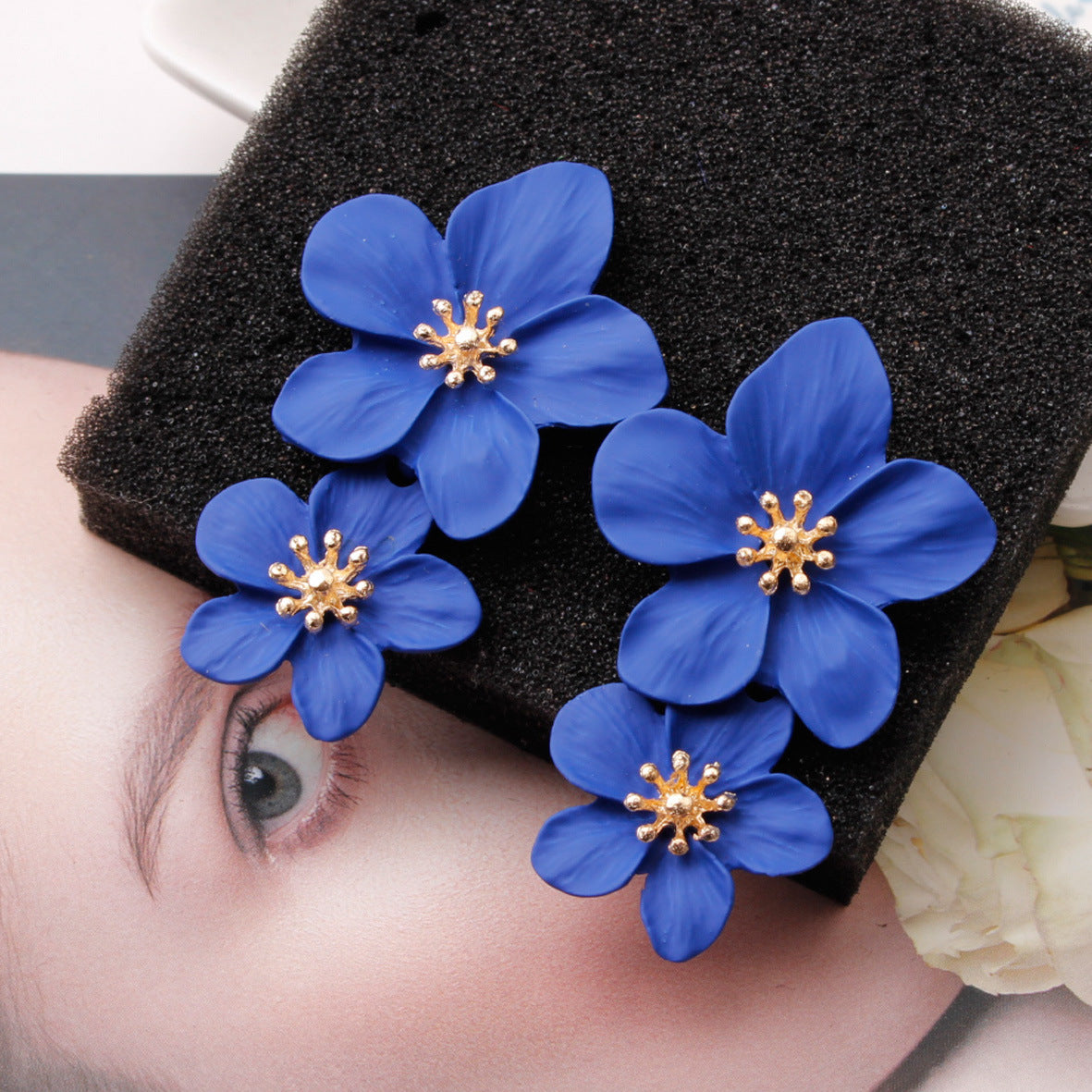 Sandra Double Flower Earrings